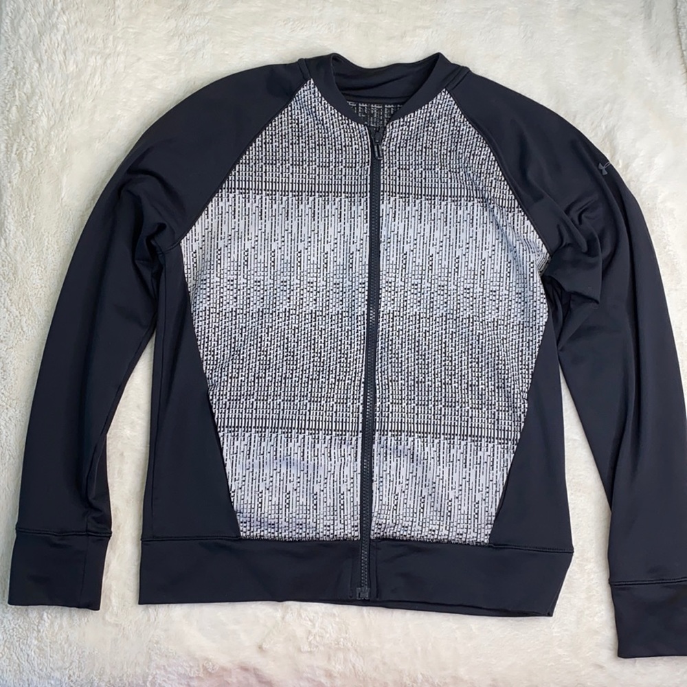 🤩🖤 UNDER ARMOR Zip Up Sweater - Picture 2 of 3